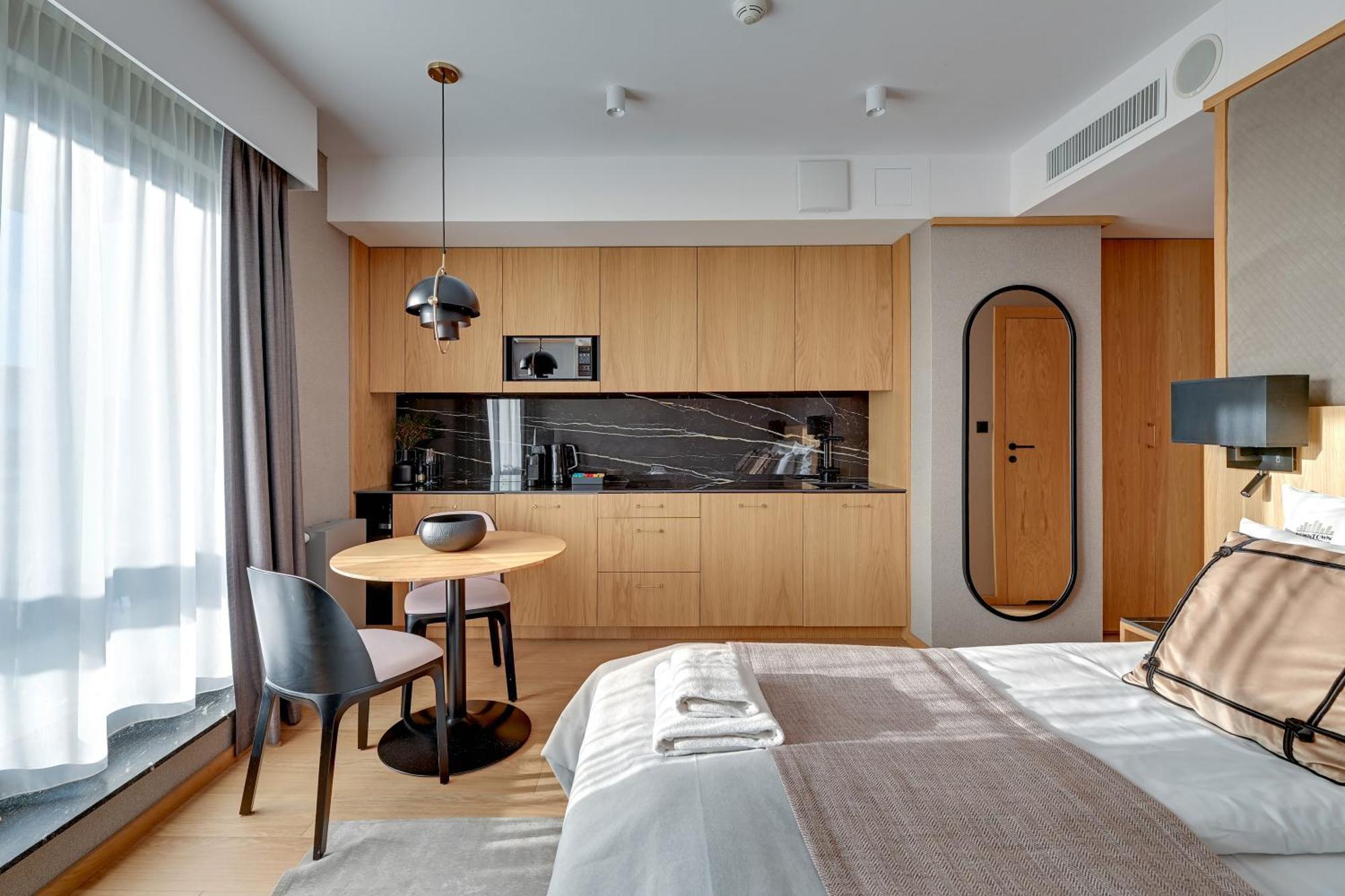 Deo Plaza Premium Suites, Riverside & Radisson By Downtown * Danzica