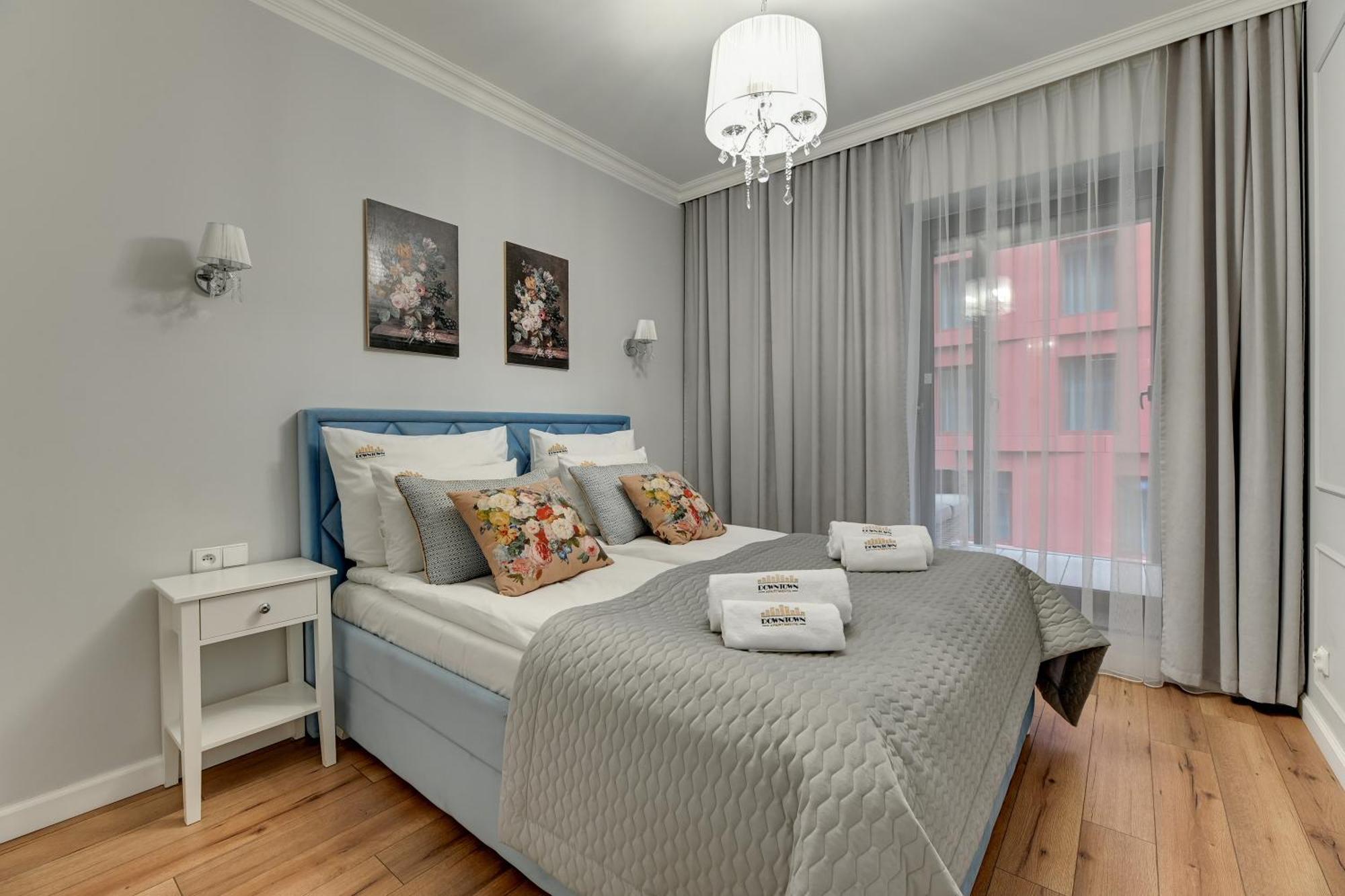 Deo Plaza Premium Suites, Riverside & Radisson By Downtown * Гданськ