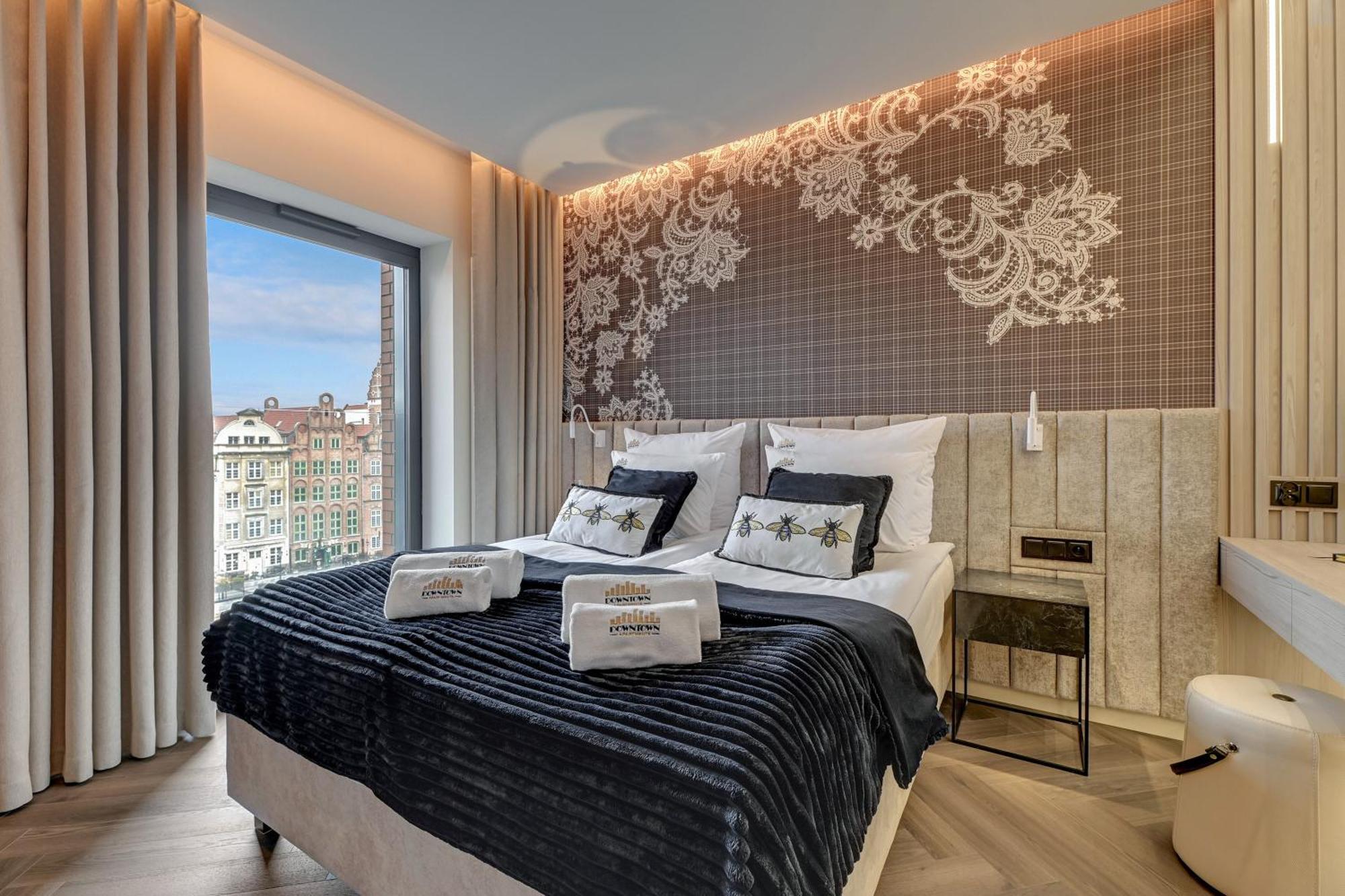 Deo Plaza Premium Suites, Riverside & Radisson By Downtown Апартаменти *